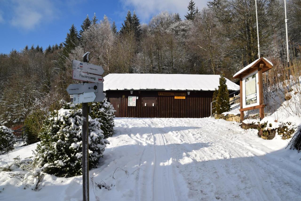Fraenkische Linie - Radspitz-Ferienwohnungen Marktrodach Luaran gambar